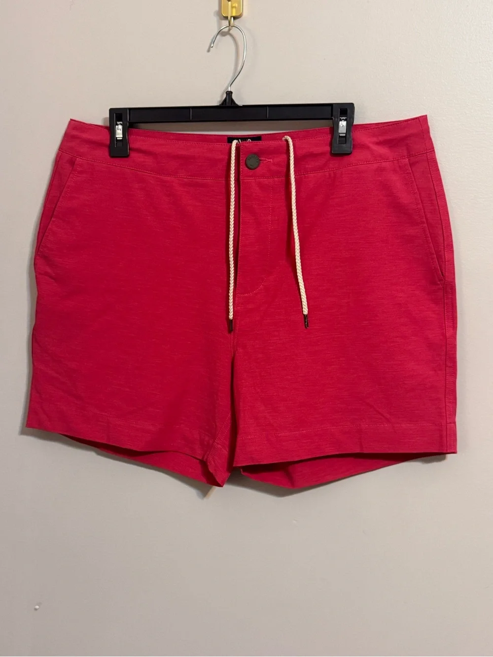 Faherty All Day Shorts Men’s Size 35 Coral Red Stretch Drawstring Casual